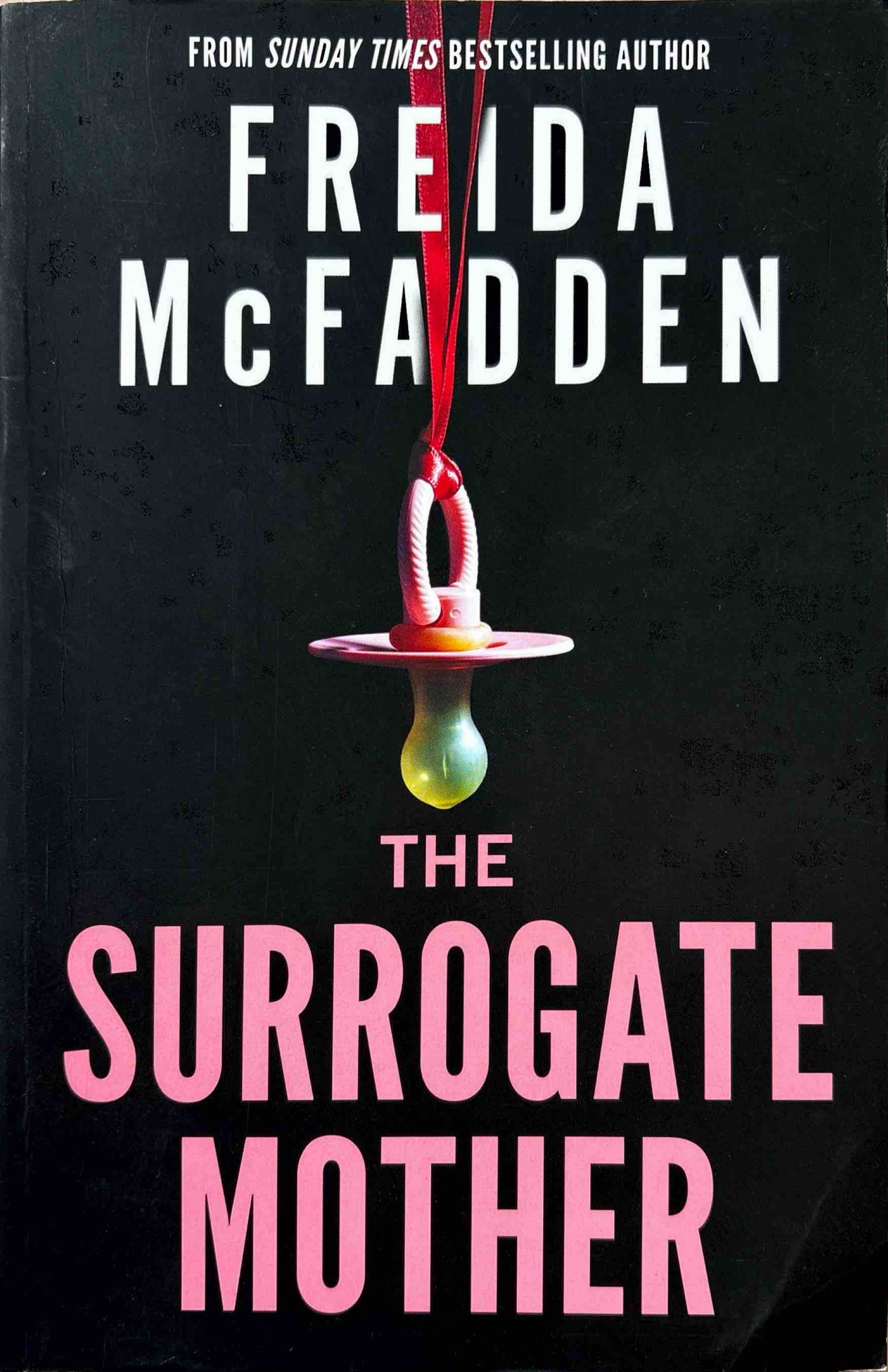 The Surrogate Mother - Freida McFadden